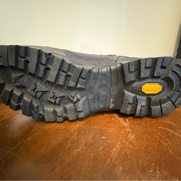 Selewa men’s Alp Trainer Mid GTX
US size 10 1/2 EUR size44. - Picture 8 of 8